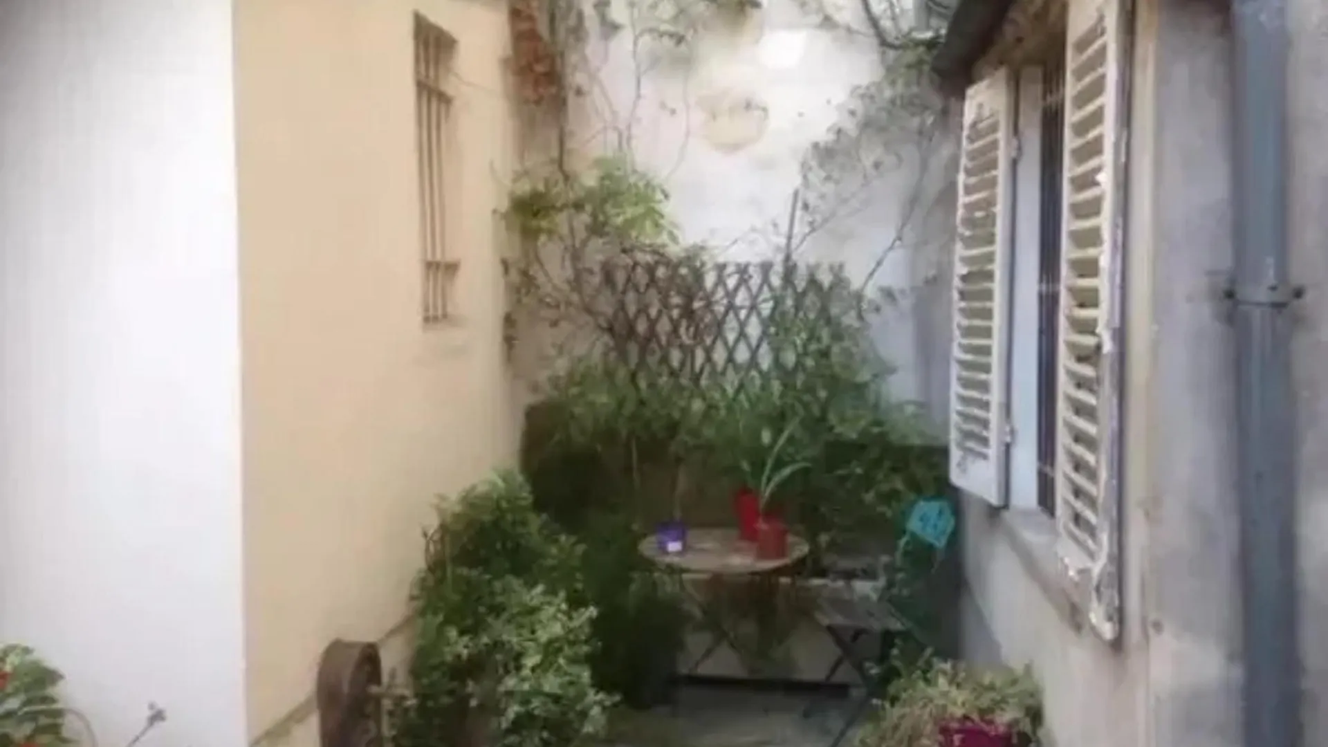 Studio Cosy A Paris 12M² Avec Terrasse Privee 0*,  France
