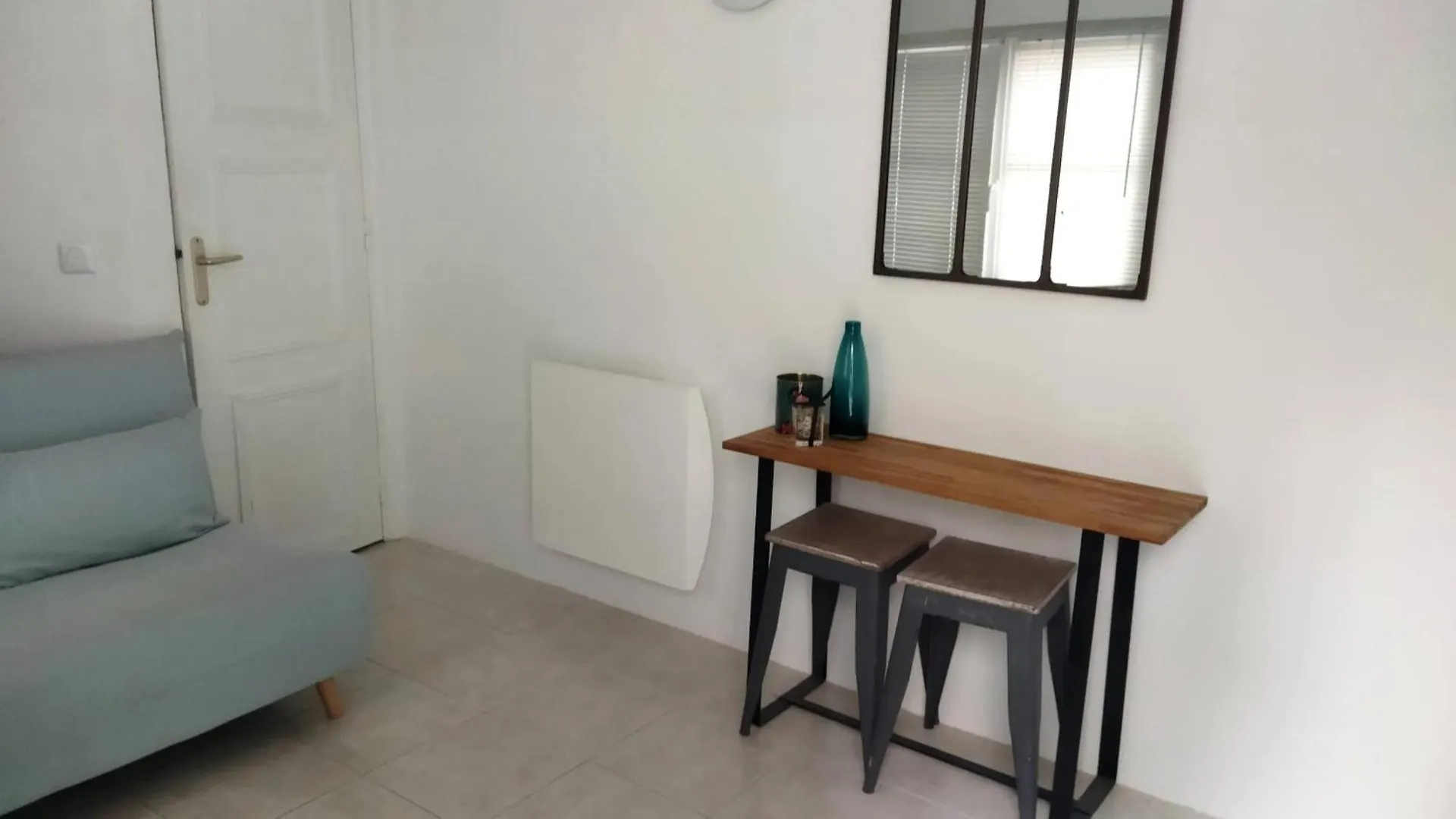 Studio Cosy A Paris 12M² Avec Terrasse Privee 0*,